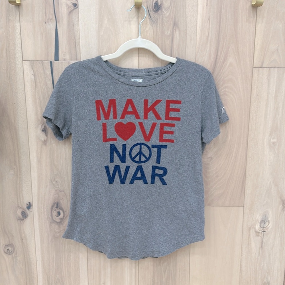 American Eagle tailgate tee